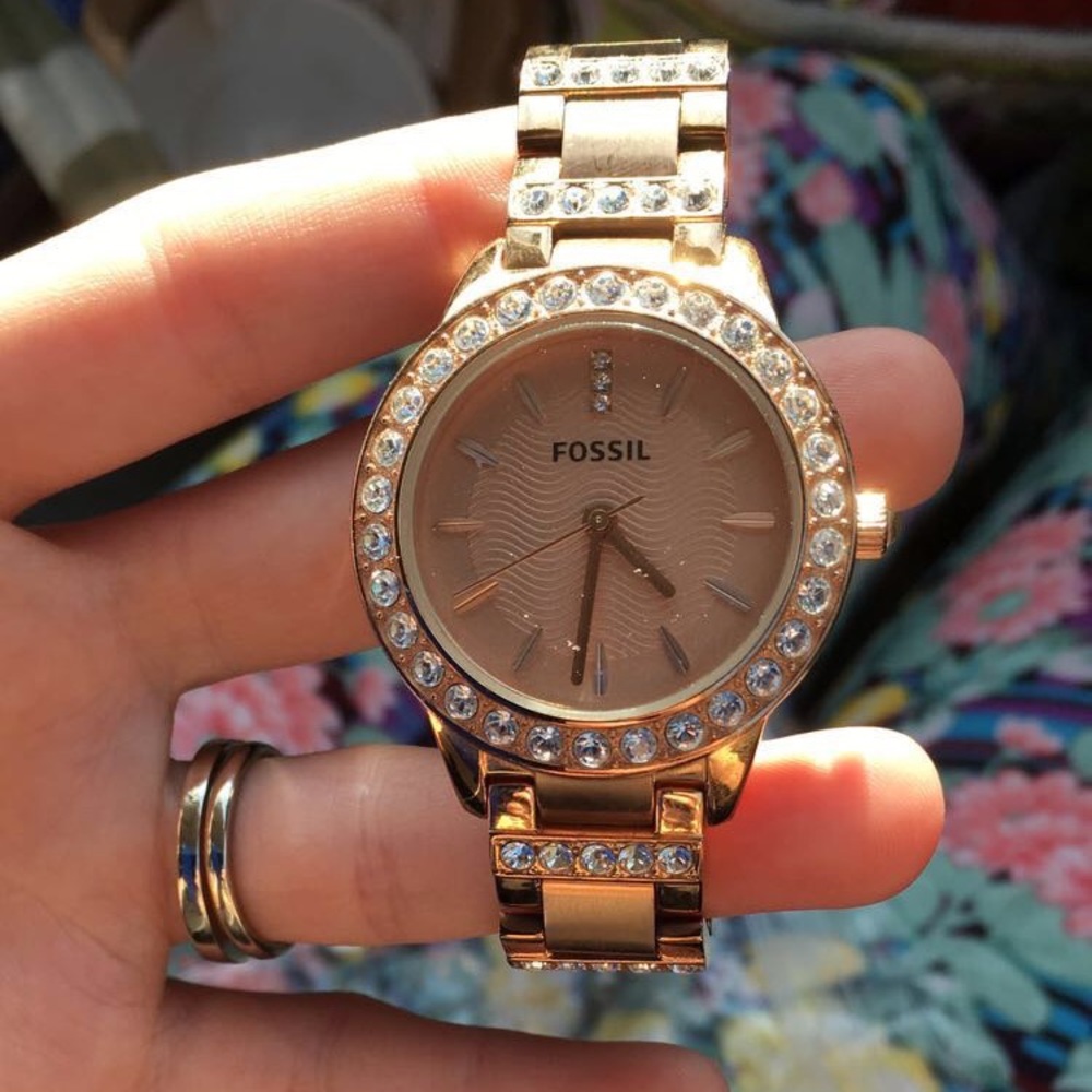 Rose gold fossil watch